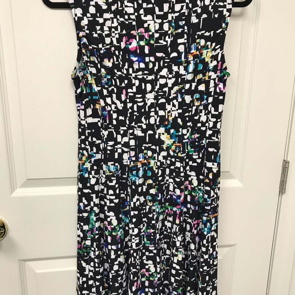 Dress - Picture 3 of 5